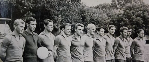 обущик 1971